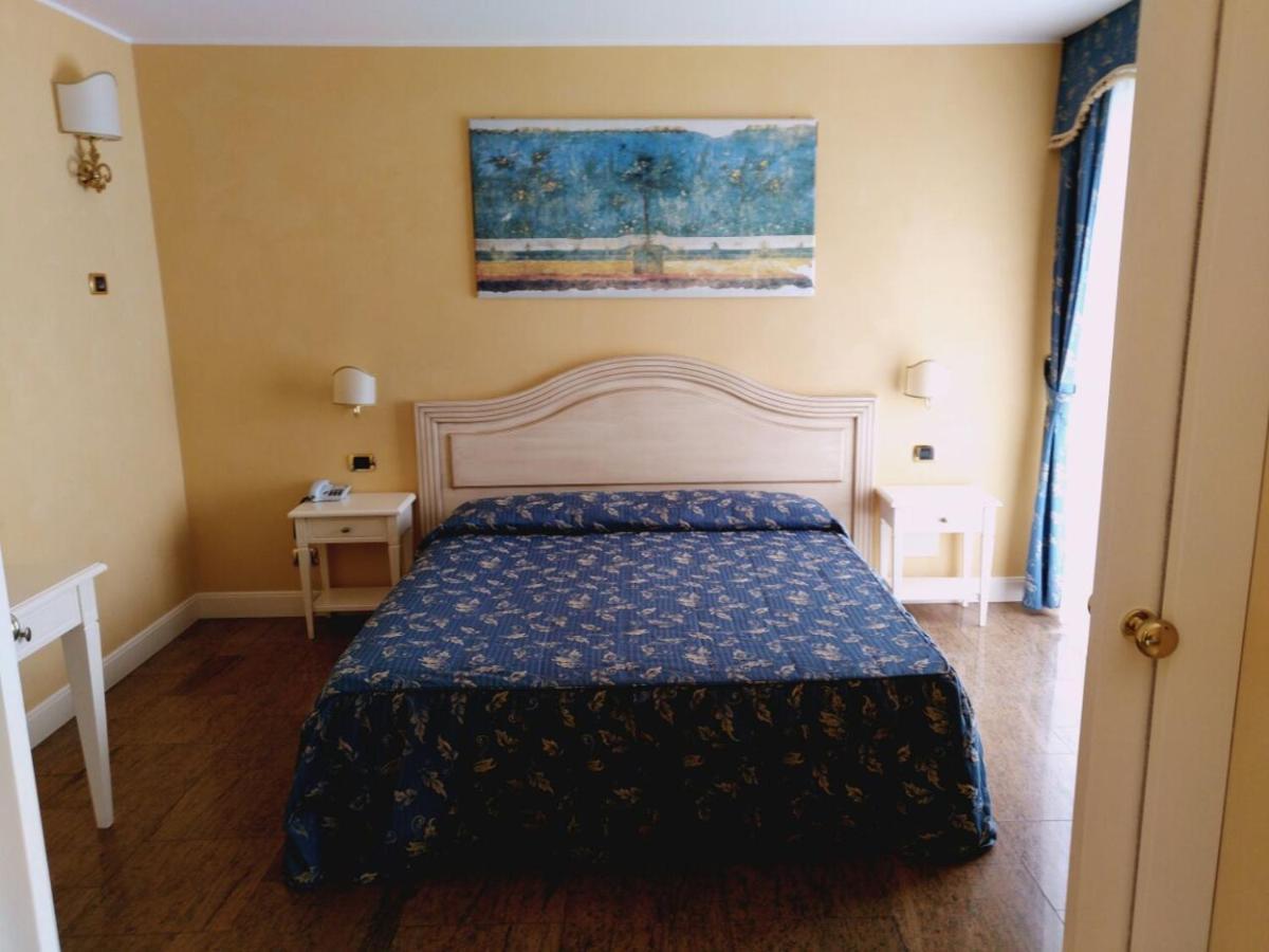 Hotel Columbus Lignano Sabbiadoro Extérieur photo