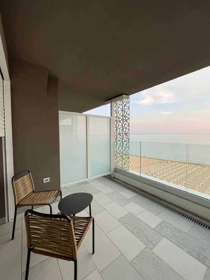 Hotel Columbus Lignano Sabbiadoro Extérieur photo