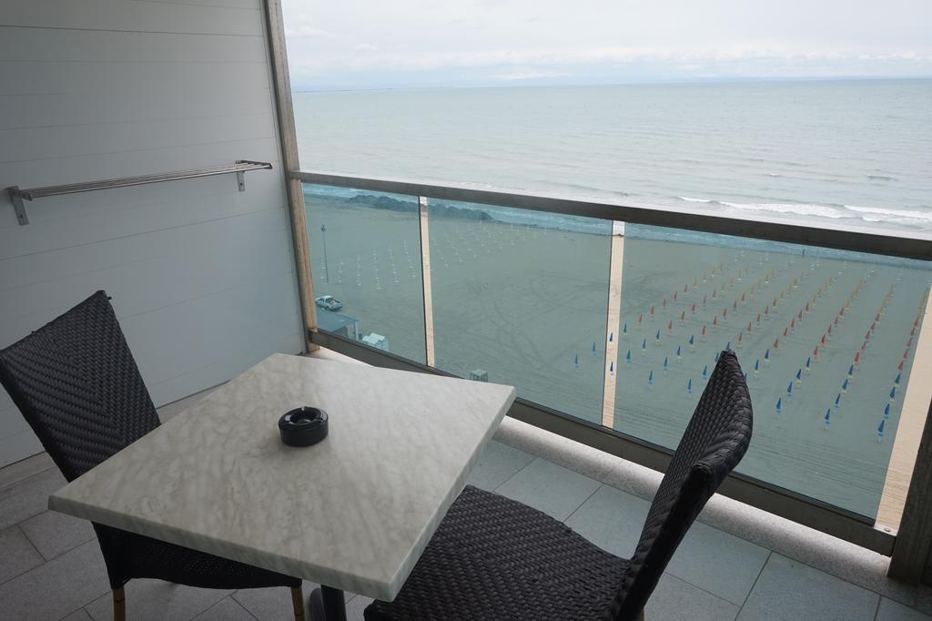 Hotel Columbus Lignano Sabbiadoro Extérieur photo